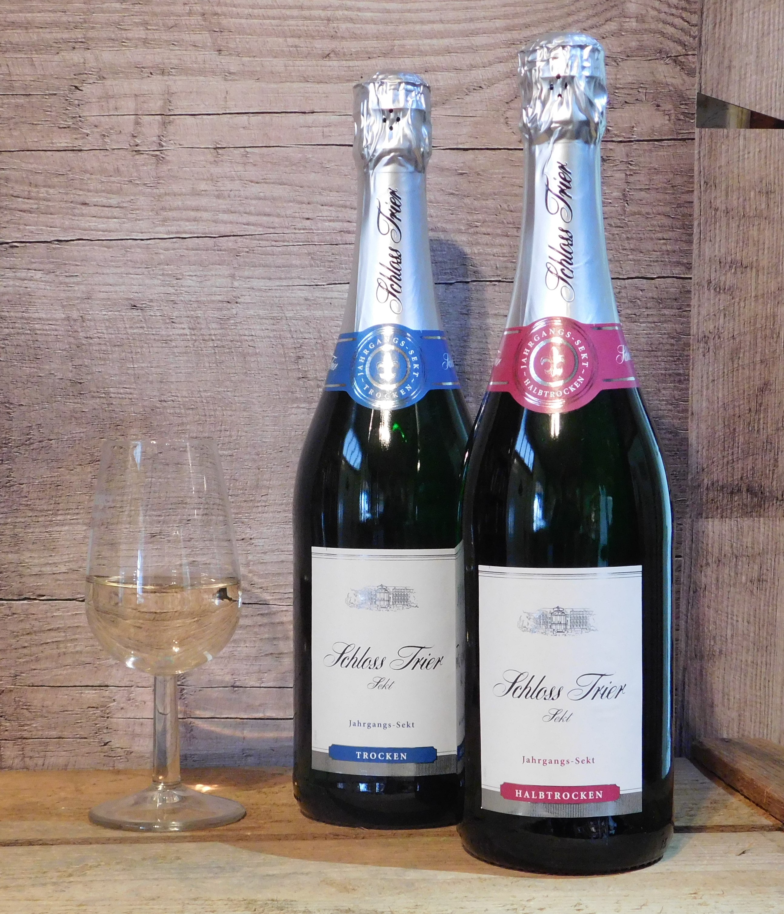 DSCN3025 Schloss Trier Sekt 11%Vol. halbtrocken 0,75L