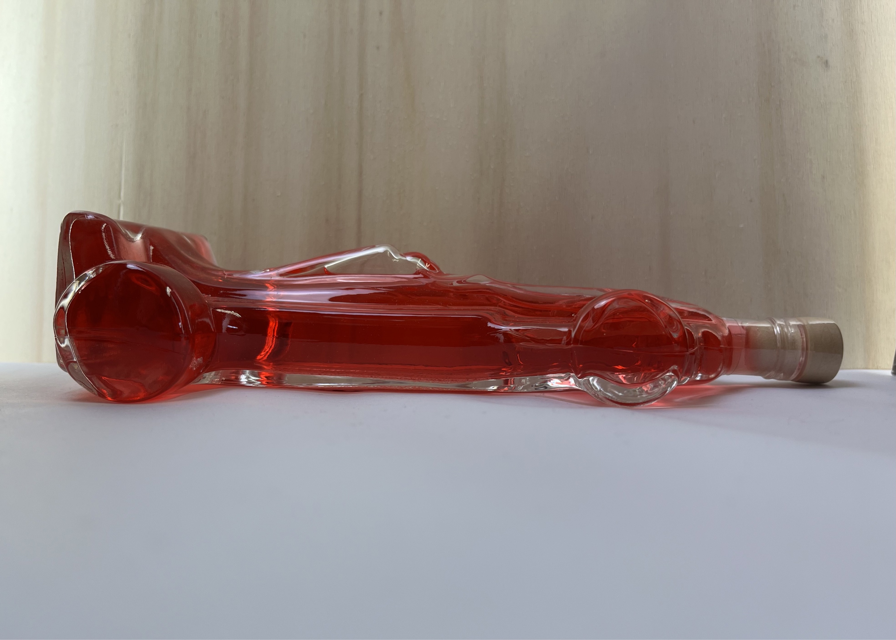 Ferrari Auto mit Granatapfel Likör 18%Vol. 0,2L