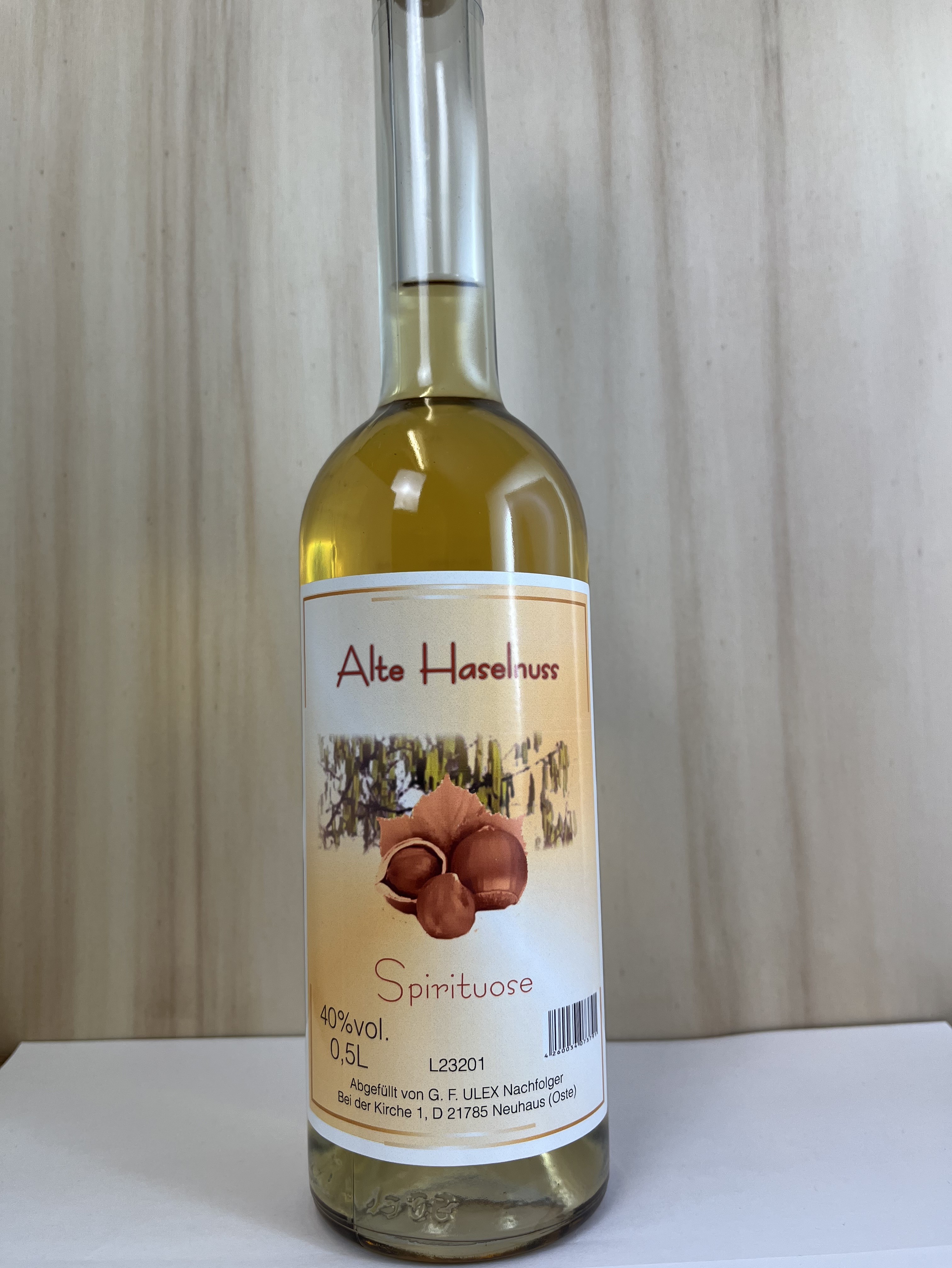 IMG_2467 Alter Haselnuss, Spirituose 40% vol.
