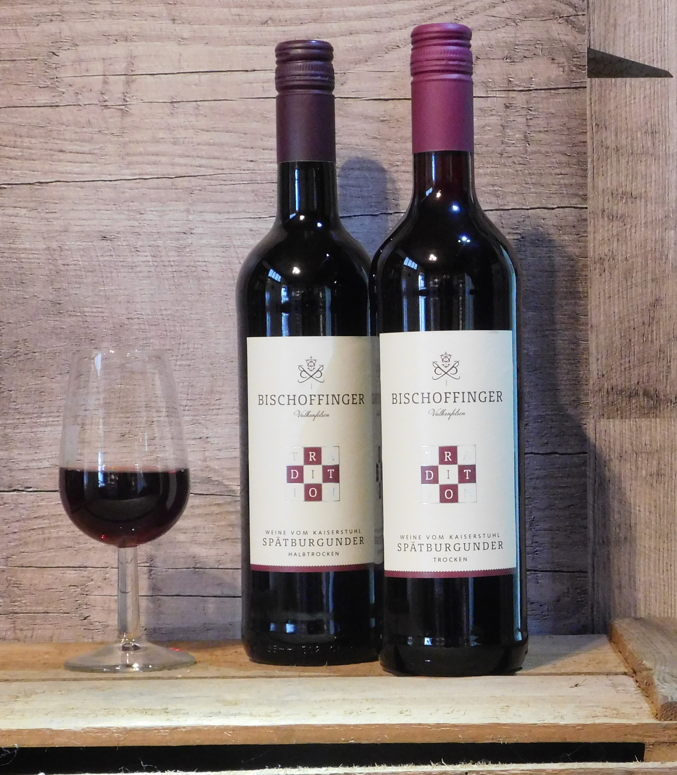 DSCN3009 Bischoffinger Spätburgunder Rotwein halbtrocken 14%Vol. 750ml