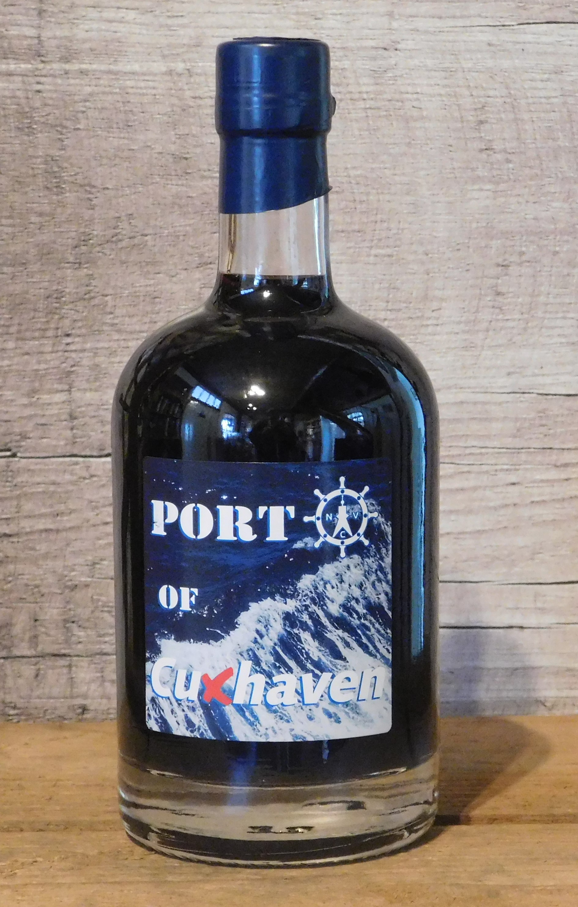 DSCN3028 Port of Cuxhaven Likörwein 17%Vol. 500ml
